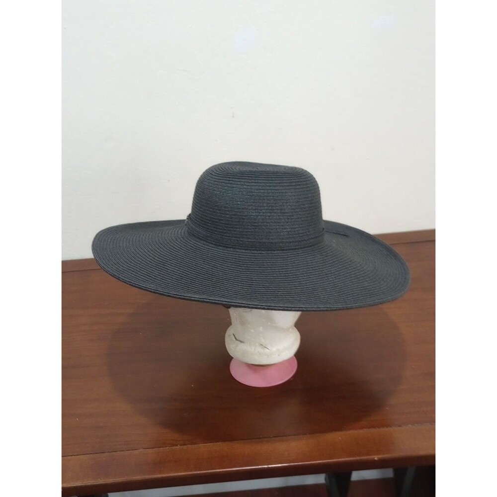 Tommy Bahama Black Wide Brim Woven Paper Straw Sun Hat